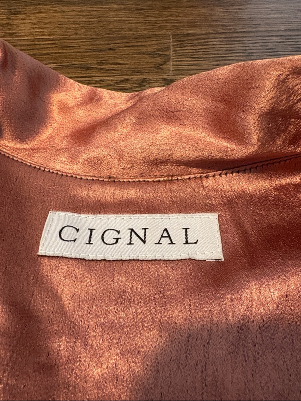 Cignal Copper Satin Blouse Size S Shimmer Button Front Long Sleeve Unique - Picture 3 of 12